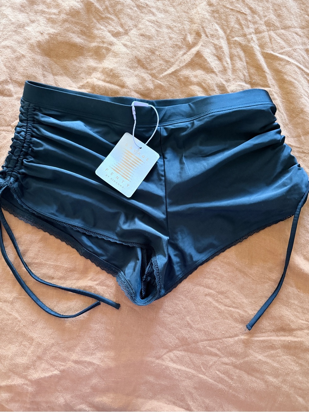 Savage X Fenty Navy Ruched Booty Shorts, NWT, Size Small